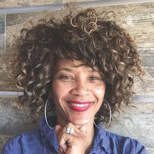 Giving Permission to Be Your Magnificent Self with Regina Louise